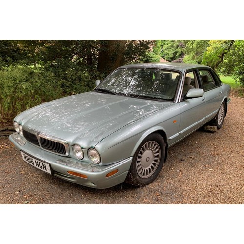 2 - 1998 Jaguar XJ8 X308 Being sold without reserveRegistration number R816 NGNChassis number SAJJJALG3C... 