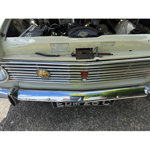 45 - 1965 Hillman Super MinxRegistration number EDM 26CChassis numberEngine numberWhite with a green stri... 