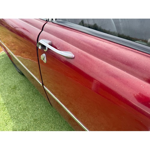 35 - 1971 Rover 3500SRegistration number WDW 872KChassis number 45110735Engine number 45100897Red with a ... 