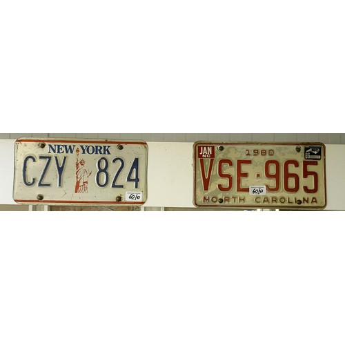 60 - The collection of fifty one American States registration plates (51)