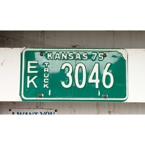 60 - The collection of fifty one American States registration plates (51)