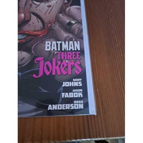 106 - DC  Comics. Batman, Three Jokers DC  Comics. Batman, Three Jokers