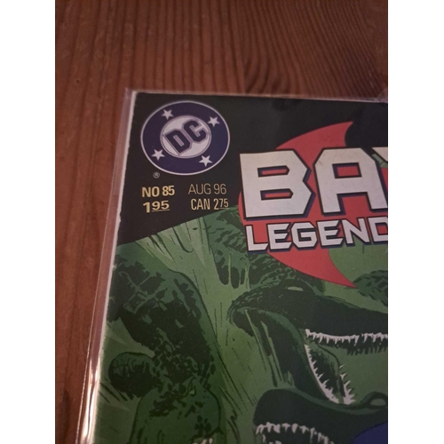 110 - DC Comics, Batman the legends of the dark knight (2 Issues in  this Lot)Batman the legends of the da... 