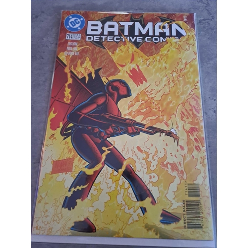 123 - DC Comics, Detective Comics Batmam #714DC Comics, Detective Comics Batmam #714