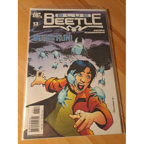 163 - DC Comics, Blue Beetle (4 Issues in this Lot)DC Comics. Blue Beetle Issues, DC Comics. Blue Beetle m... 