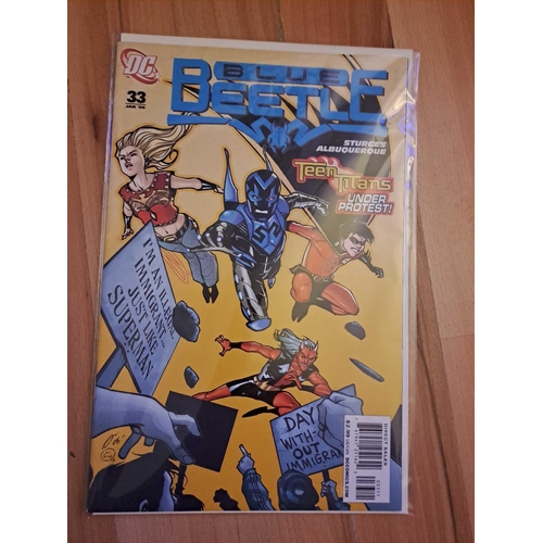 163 - DC Comics, Blue Beetle (4 Issues in this Lot)DC Comics. Blue Beetle Issues, DC Comics. Blue Beetle m... 