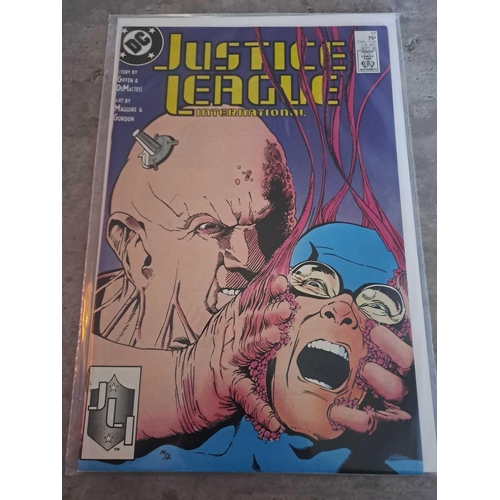 168 - DC Comics. Justice League International #7 to #17 (11 Issues in this Lot)DC Comics. Justice League I... 