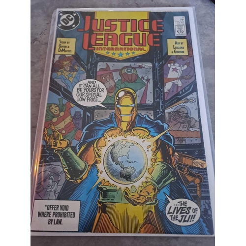 168 - DC Comics. Justice League International #7 to #17 (11 Issues in this Lot)DC Comics. Justice League I... 