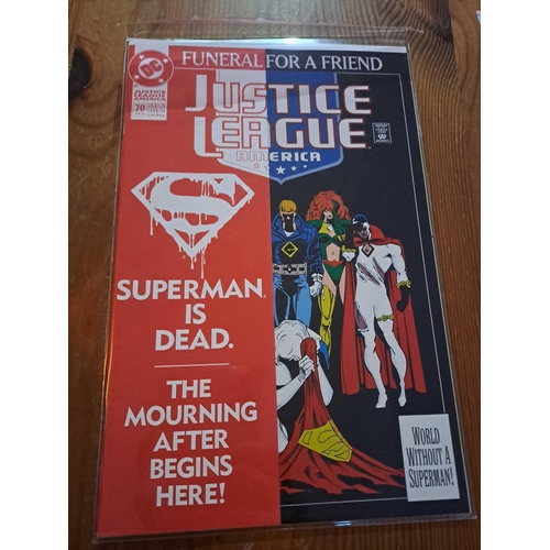 172 - DC Comics, Justice League America funeral for a friend #70DC Comics, Justice League America funeral ... 