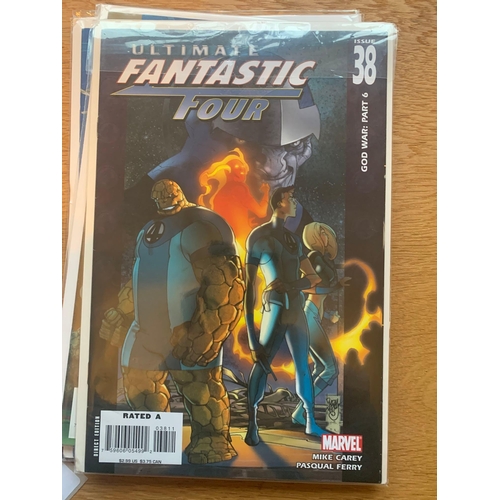 232 - Marvel, Ultimate Fantastic Four. (5 Issues in this Lot)Marvel, Ultimate Fantastic Four. issues #13 #... 