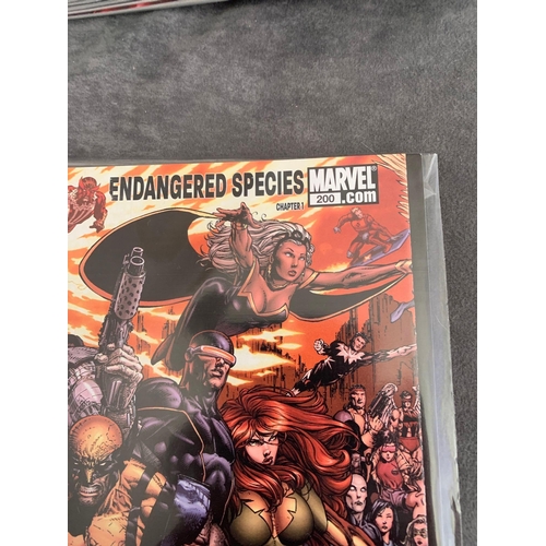 335 - Marvel.Com, X-Men Endangered Species (5 Issues in this Lot)Marvel.Com, X-Men Endangered Species #200... 