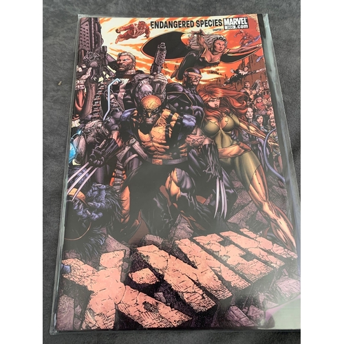 335 - Marvel.Com, X-Men Endangered Species (5 Issues in this Lot)Marvel.Com, X-Men Endangered Species #200... 