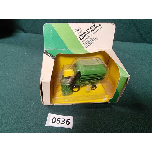 1034 - ERTL # 100-1HEO John Deere Cotton Picker 1/80th Scale Diecast Model A Stunning Diecast Of The Famous... 