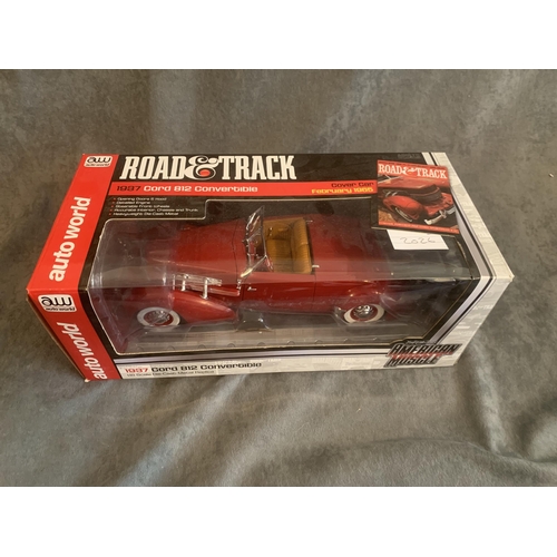 524 - ERTL Auto World Road & Track 1937 Cord 812 Convertible Auto World Road & Track 1937 Cord 812 Convert... 