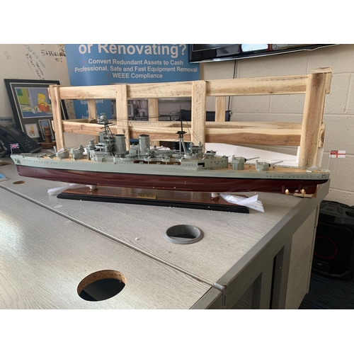 527 - Wooden Model Boat - Admiralty ship HMS Hood This HMS Hood battleship model is handcrafted from hardw... 