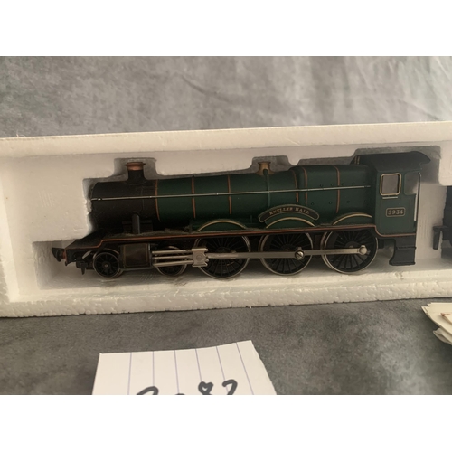 535 - Hornby Railway 00 gauge GWR Hall Class 4-6-0 Kneller hallHornby Railway 00 gauge GWR Hall Class 4-6-... 