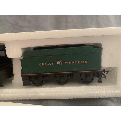 535 - Hornby Railway 00 gauge GWR Hall Class 4-6-0 Kneller hallHornby Railway 00 gauge GWR Hall Class 4-6-... 