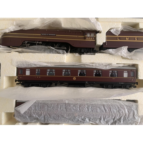 541 - Hornby Limited Edition Duchess of Devonshire Princess corination class locomotiveHornby Limited Edit... 