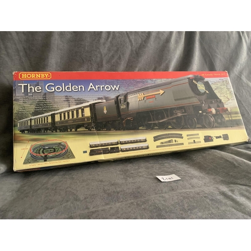 552 - Hornby The Golden Arrow 00 gauge Train set Hornby The Golden Arrow 00 gauge Train set (R1119) limite... 