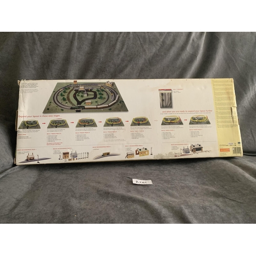 552 - Hornby The Golden Arrow 00 gauge Train set Hornby The Golden Arrow 00 gauge Train set (R1119) limite... 