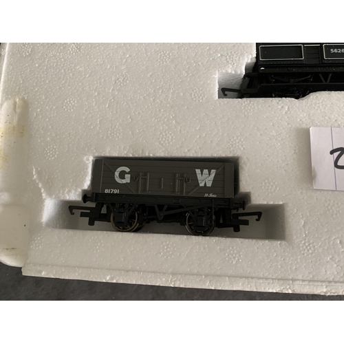 574 - GWR Hornby set as pictured, (no Box)GWR Hornby set as pictured, (no Box)