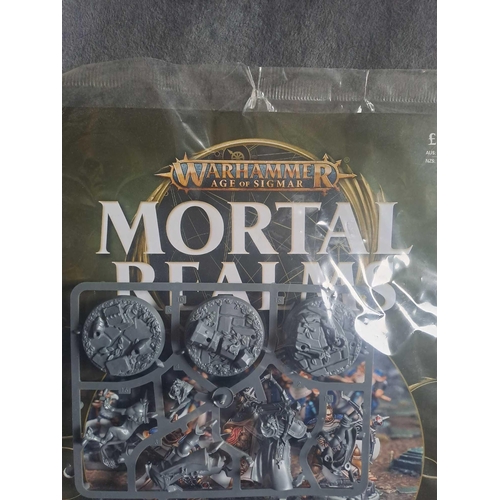 687 - Mortal Realms Warhammer Age of Sigmar Issue 3Mortal Realms Warhammer Age of Sigmar Issue 3