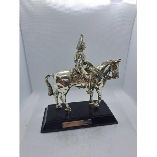 775 - English Minatures the blues and royals pewter with a golden tint (RARE)English Minatures the blues a... 