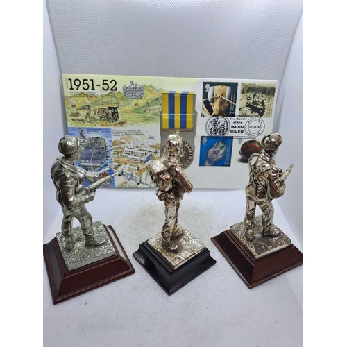 837 - The Glorious Gloucesters 1951-52 the battle of imjin river 3 pewter silver plated soldiers from the ... 