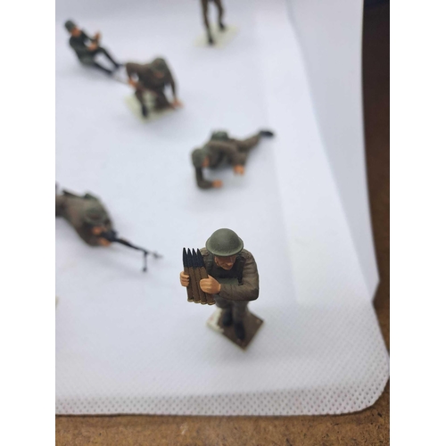 861 - Airfix Models 10x ww2 mixed soldiers Airfix Models 10x ww2 mixed soldiers