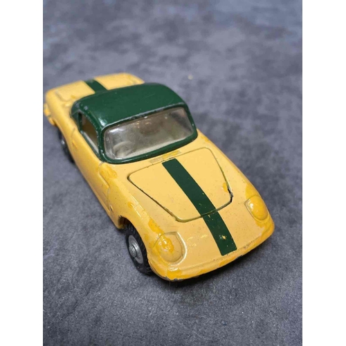 921 - Corgi diecast #319 Lotus Elan Hardtop - Yellow/Green with White interior. Unboxed 1967-1969