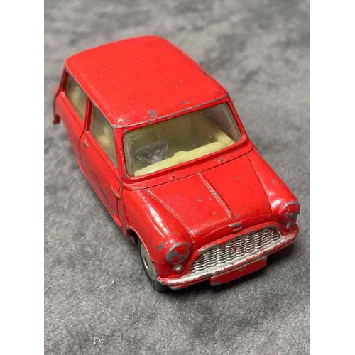 935 - Corgi diecast #225 Austin Seven Red Light Yellow Interior Concave Hubs Unboxed In Good Overall Condi... 