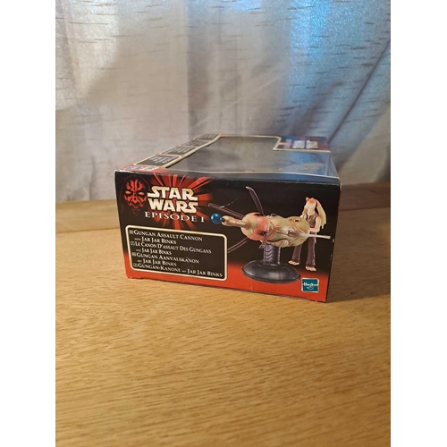 1058 - Star Wars Episode 1 Gungan Assault Cannon And Jar Jar Binks