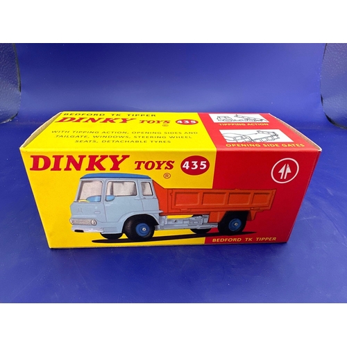 101 - Dinky by Atlas, Bedford TK Tipper #435 in box in mint condition.