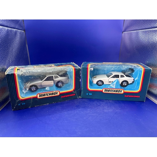 110 - 2 x matchbox super kings, K 98, Porsche two identical models with different colours boxes. Not in gr... 