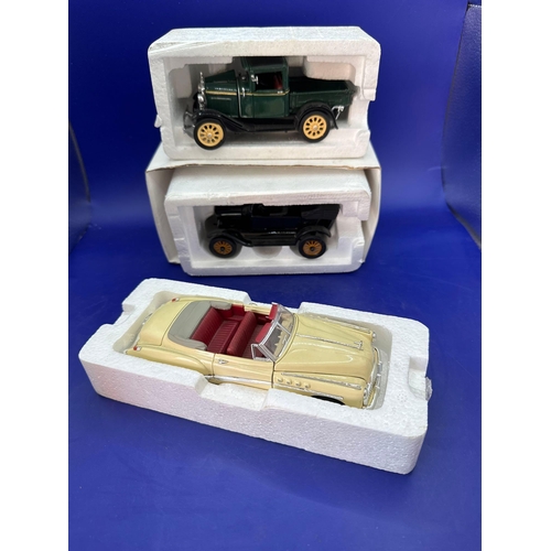 115 - 3 x Vintage Vehicle Diecasts. Ford model a 1931 made in China, Ford motor company, trademarks and a ... 