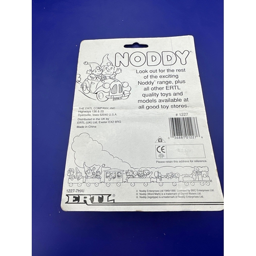 119 - ERTL noddy in his car on bubble card as pictured #1227