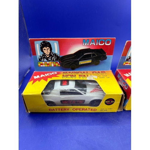 131 - 2 x battery operated, magical car, non-full one white one red as pictured model number 818 by FENG D... 