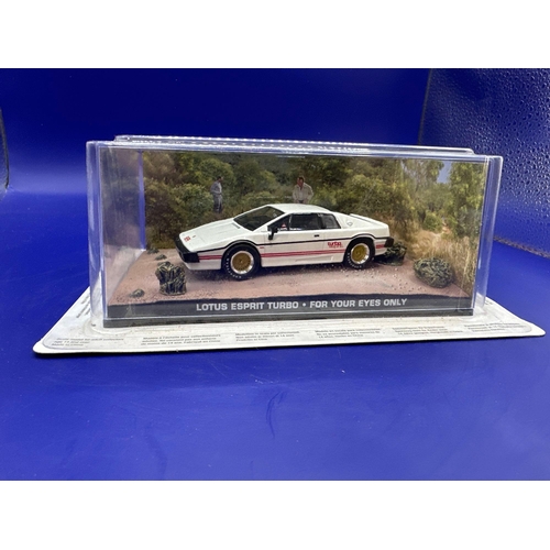 16 - James Bond Scale Diecast, Unopened Bubble Card. Lotus Esprit Turbo. For Your Eyes Only