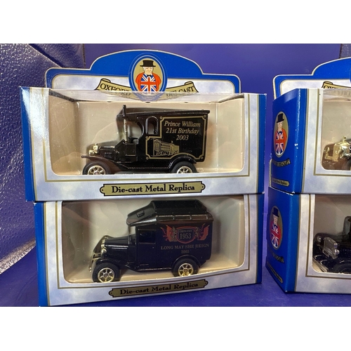 169 - 4 x Oxford Diecasts, Royal commemorative vehicles one for Prince Charles, 2003 Queen Elizabeth II 20... 