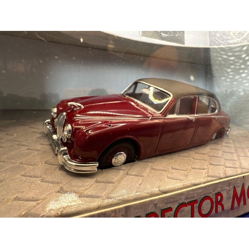 173 - Corgi Classics, Inspector Morse Jaguar 2.4 #01803 as seen on TV