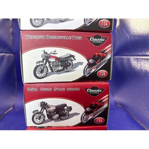 178 - 4 x Atlas additions collections, classic motorbikes scale, 1:24. Vincent HRD, black shadow, BSA Gold... 