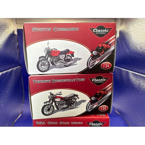 178 - 4 x Atlas additions collections, classic motorbikes scale, 1:24. Vincent HRD, black shadow, BSA Gold... 