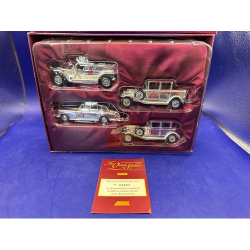 200 - 3 x Lledo Royal commemorative items to car vehicles and one for car vehicle set