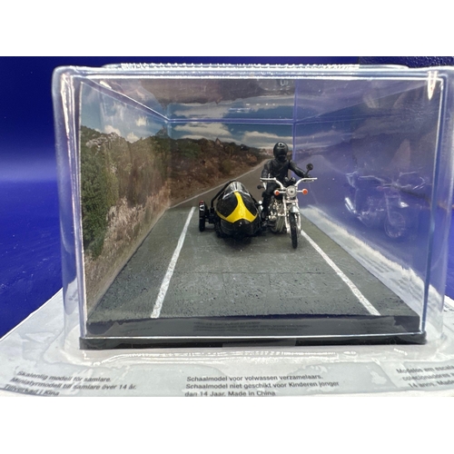 30 - James Bond Scale Diecast, Unopened Bubble Card. Kawasaki z900 Motorcycle with Sidecar. The Spy Who L... 