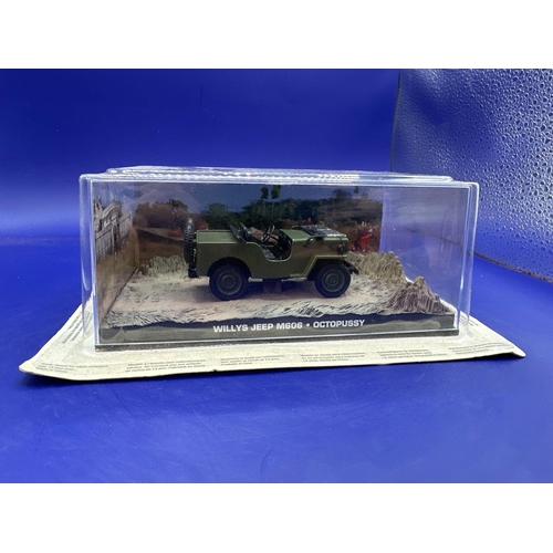 34 - James Bond Scale Diecast, Unopened Bubble Card. Willys Jeep M606, Octopussy