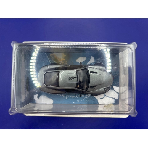 49 - James Bond Scale Diecast, Unopened Bubble Card. Aston Martin v12 vanquish. Die another Day