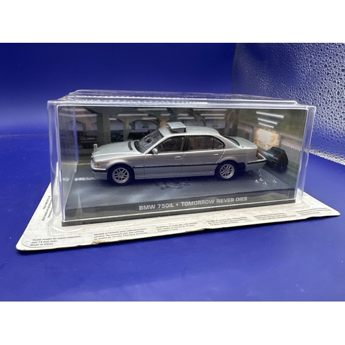 53 - James Bond Scale Diecast, Unopened Bubble Card. BMW 750i, Tomorrow Never Dies