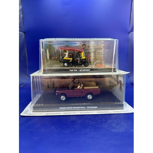 87 - 2 x James Bond Scale Diecast, Unopened Bubble Card. Tuk Tuk and Range Rover convertible from Octopus... 