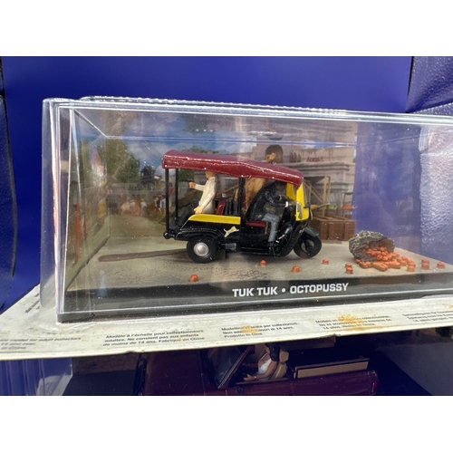 87 - 2 x James Bond Scale Diecast, Unopened Bubble Card. Tuk Tuk and Range Rover convertible from Octopus... 