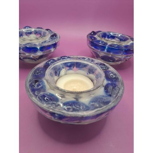 521 - 3x candle holders glass with blue glass pebble design